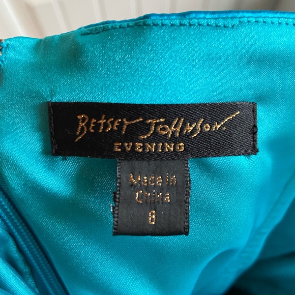 Betsy Johnson formal Knee-length dress - Picture 3 of 5